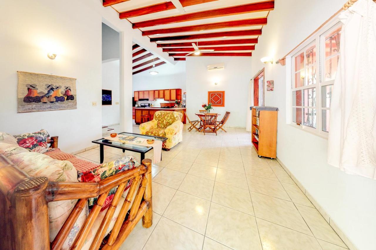 Framadani Villas San Ignacio Bilik gambar
